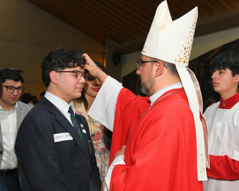 Camino de Fe: Jóvenes Salesianos Viven el Sacramento de la Confirmación